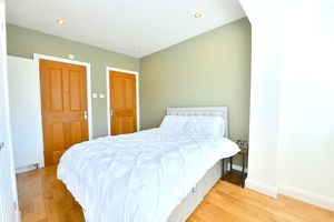 Bedroom- click for photo gallery